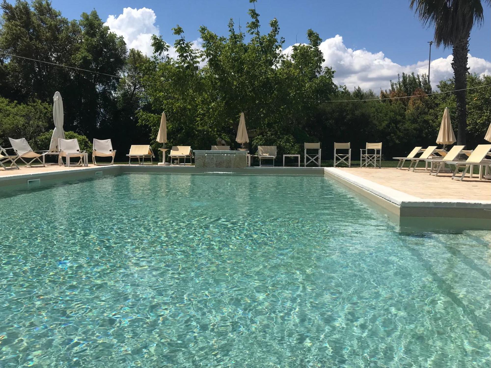 Relais Masseria Della Colomba - Agriturismo Франкавила Фонтана Екстериор снимка