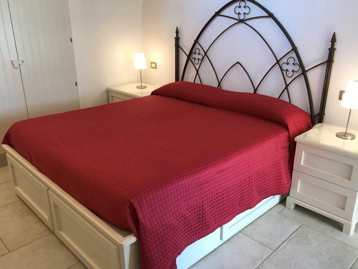 Relais Masseria Della Colomba - Agriturismo Франкавила Фонтана Екстериор снимка