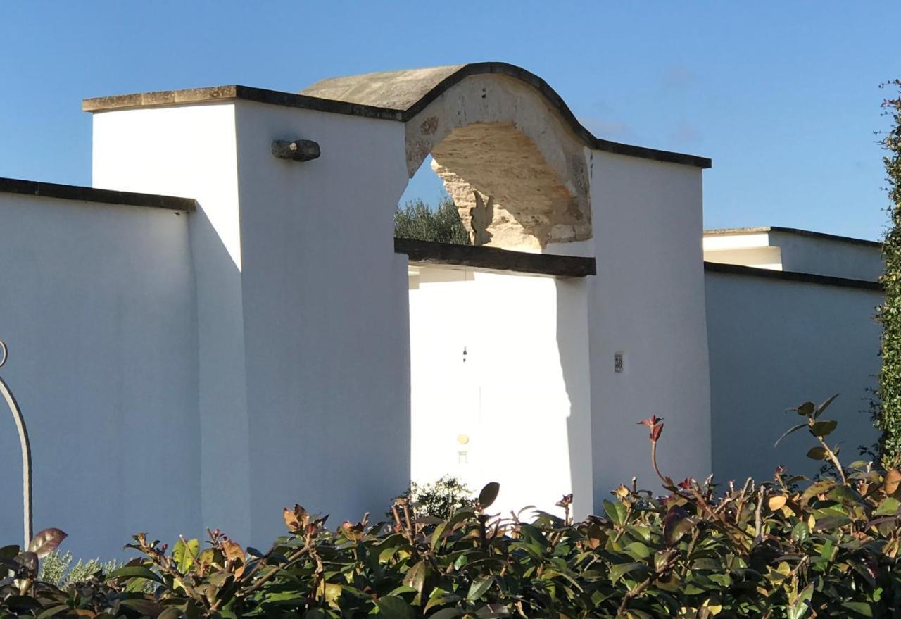 Relais Masseria Della Colomba - Agriturismo Франкавила Фонтана Екстериор снимка